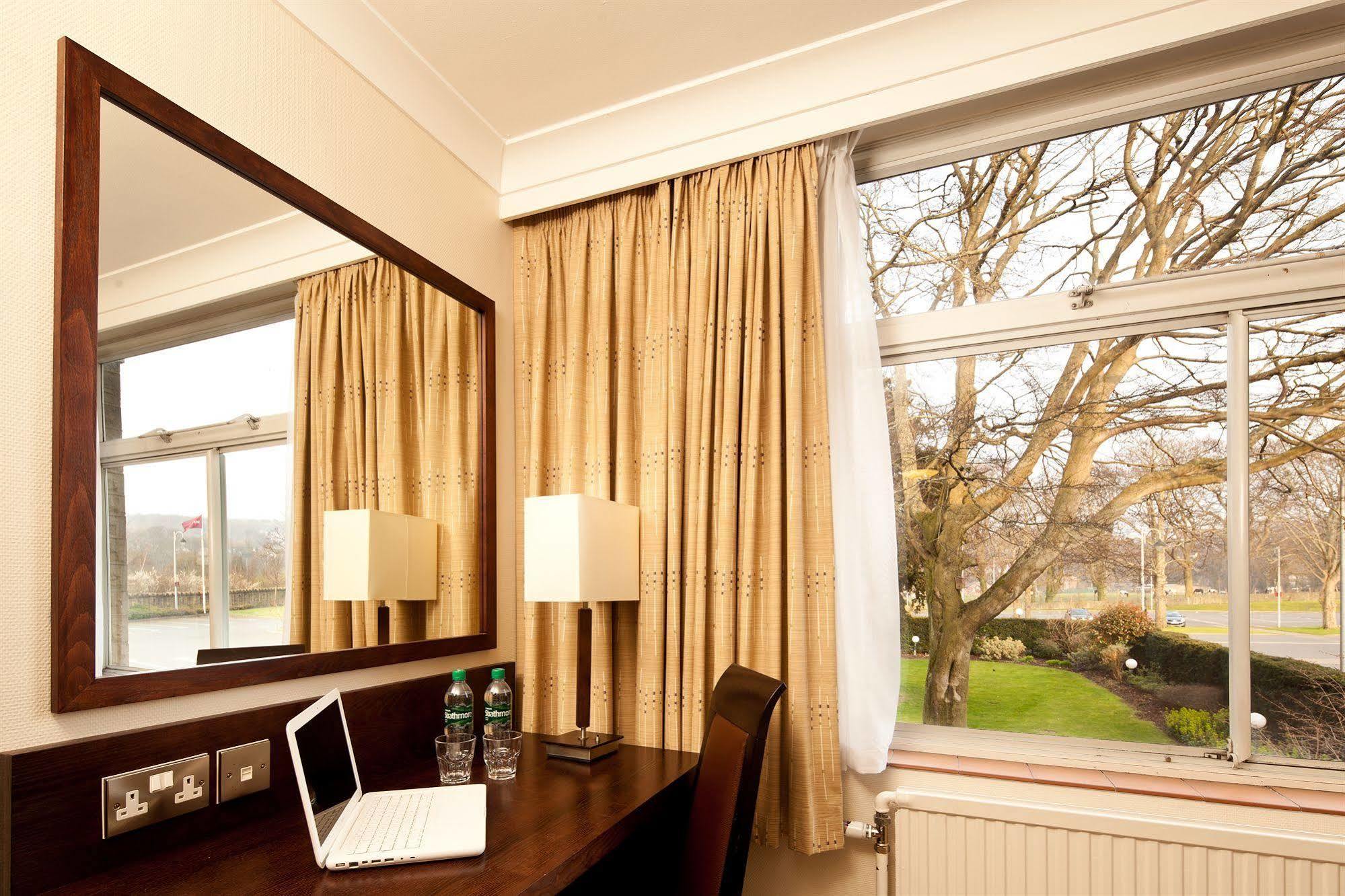 Mercure Bradford, Bankfield Hotel Bradford  Esterno foto